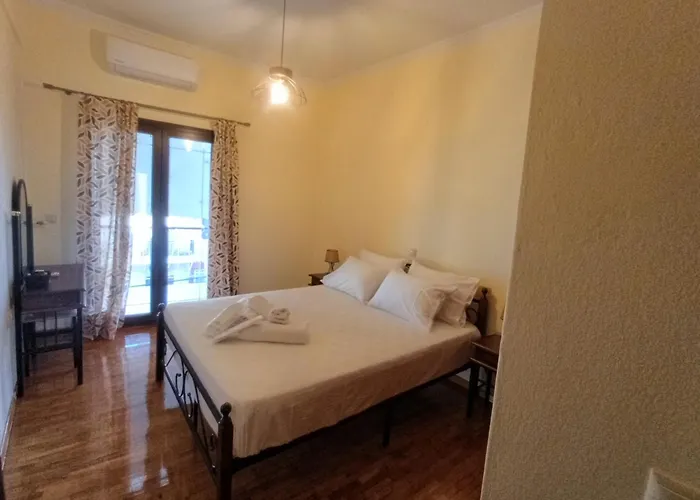 Апартаменты Chez Flik San Rocco Sq Corfu (city)